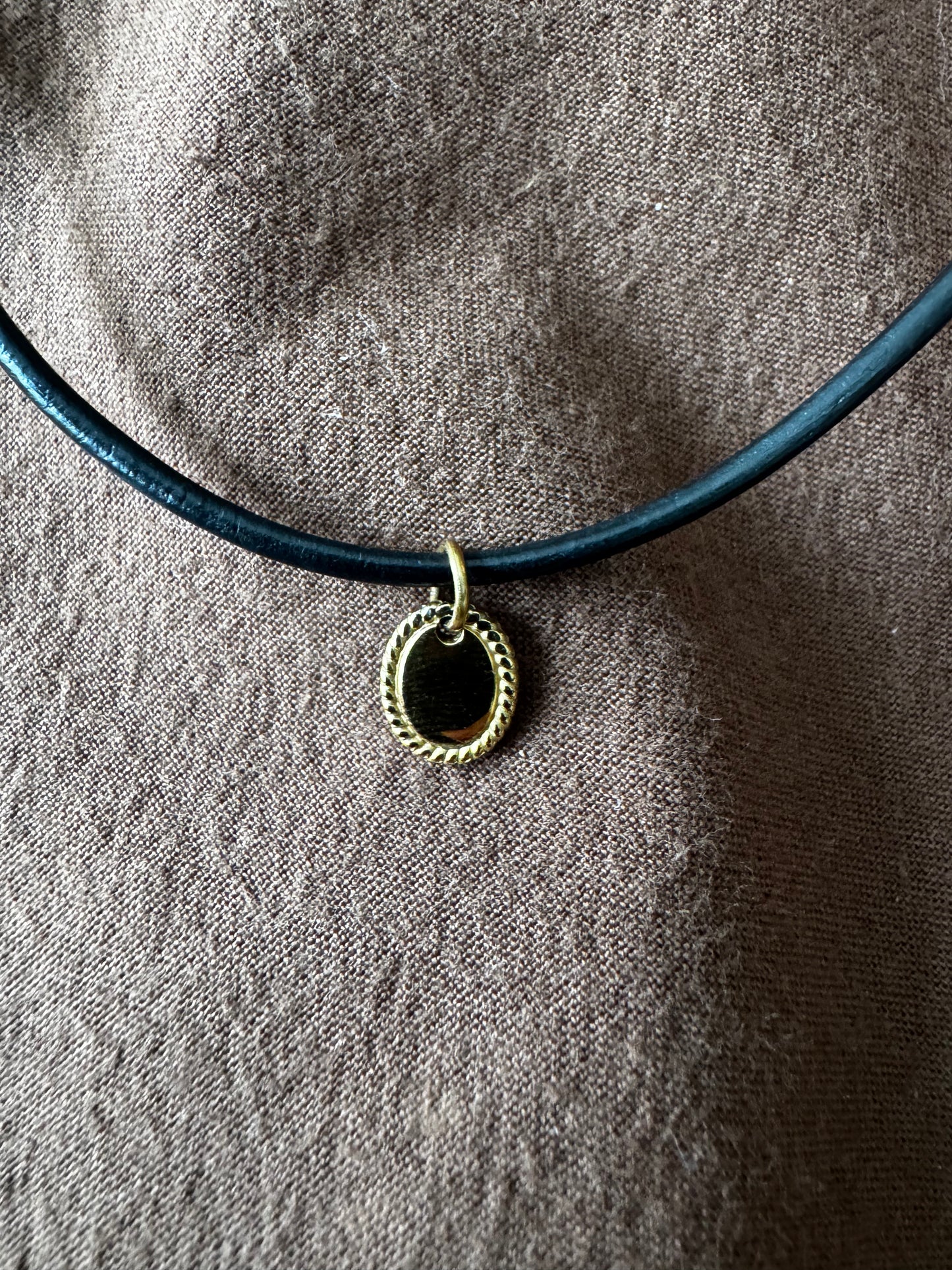 ECHO PENDANT