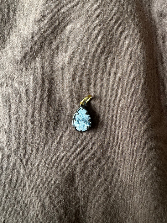 SHADOW PENDANT