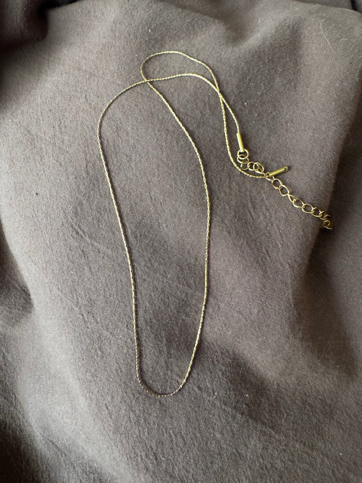 LINE CHAIN